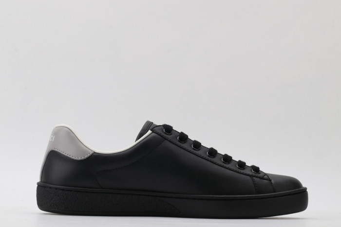 G*u*i* ace sneaker