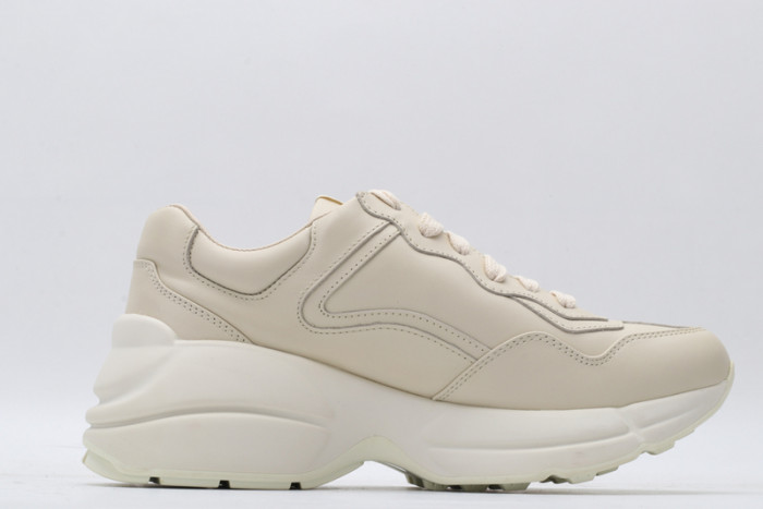 G*u*i* rhyton sneaker