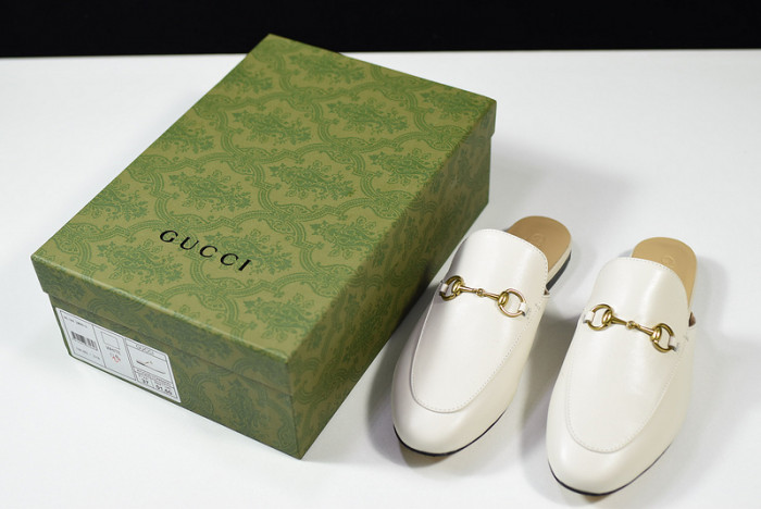 G*u*i* sandal87