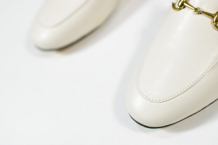 G*u*i* sandal87