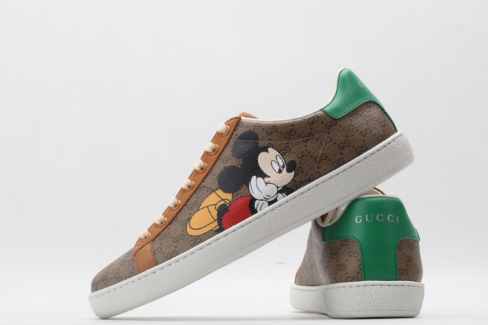 G*u*i* ace sneaker