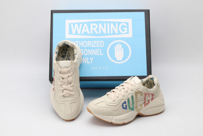 G*u*i* rhyton sneaker