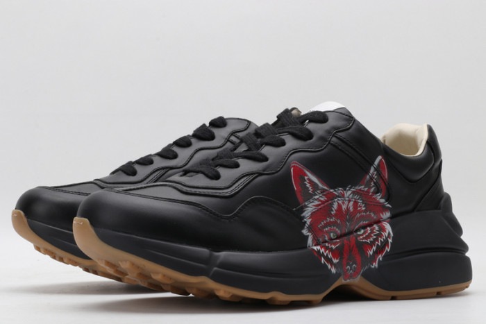 G*u*i* rhyton sneaker