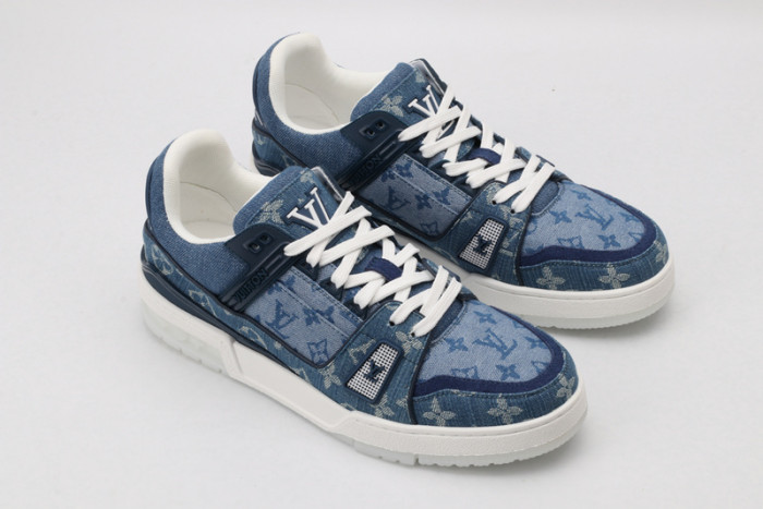 lv snekaers l000007