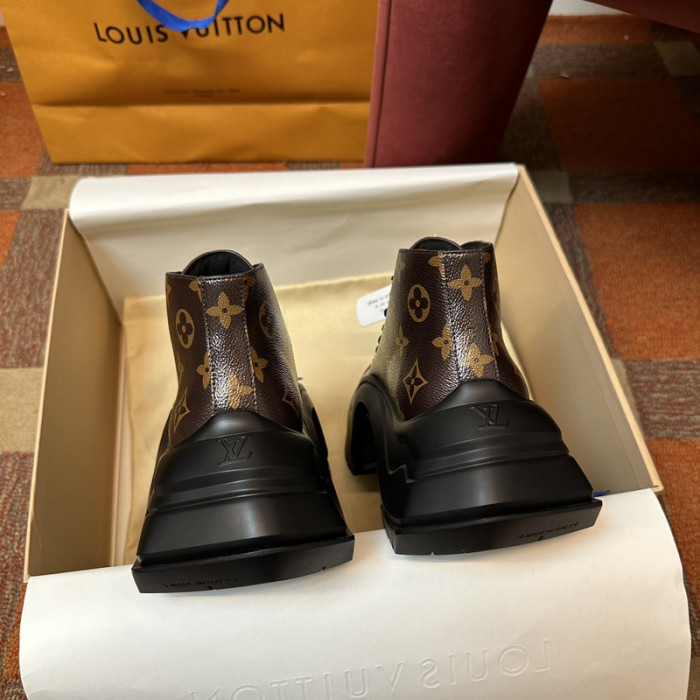 lv snekaers l0000346