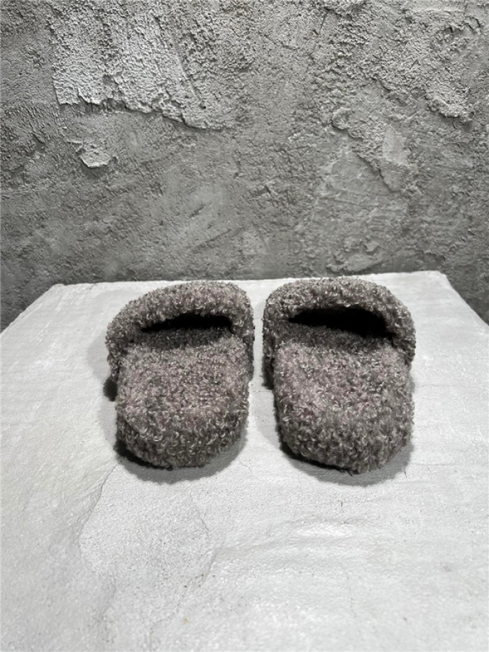 balenciag* sandal bs53