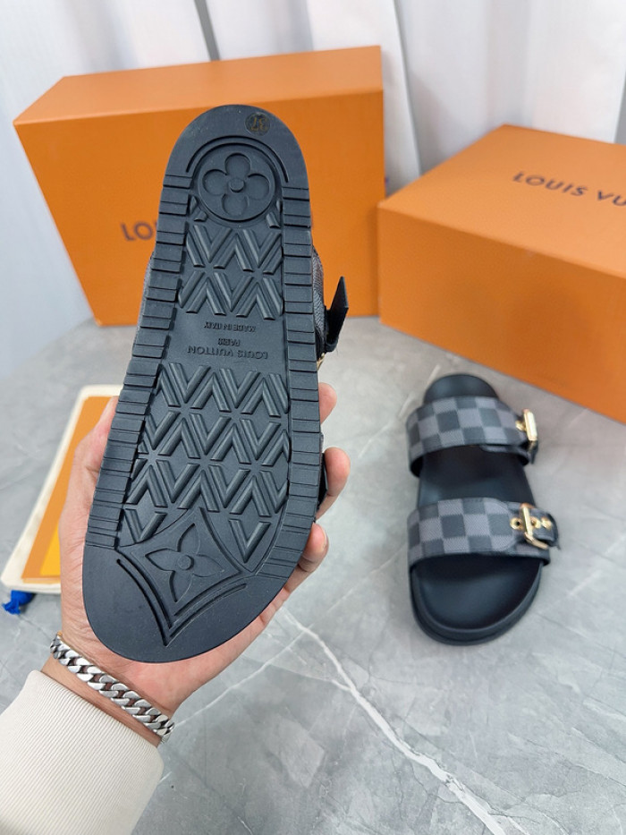 l&v sandal 62