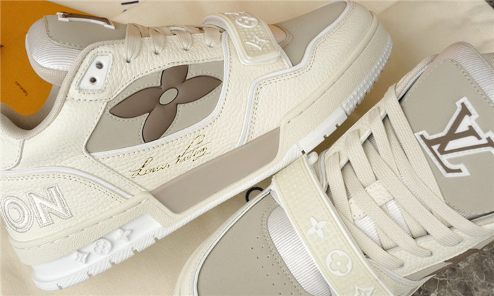 lv snekaers l0000335