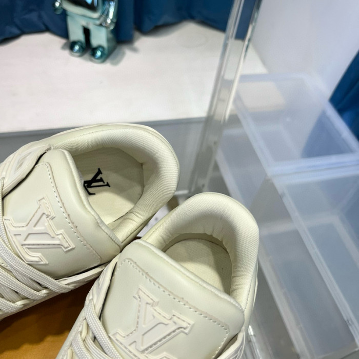 lv snekaers l0000222