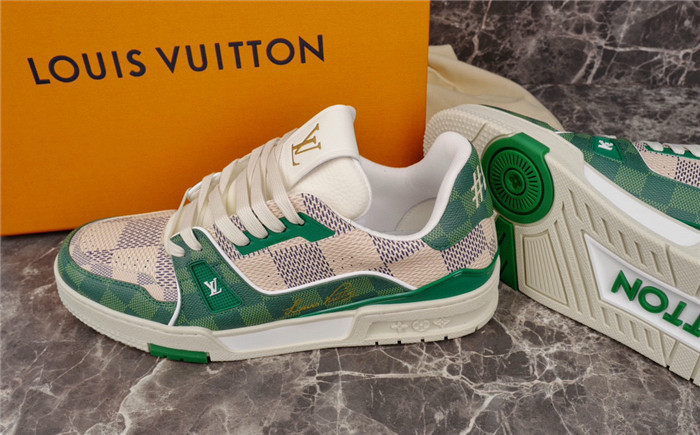 lv snekaers l0000323
