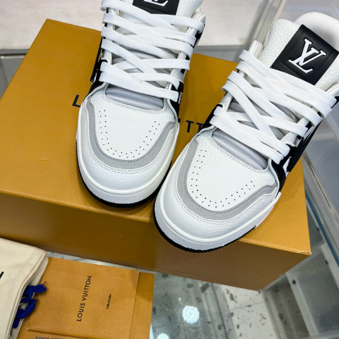 lv snekaers l0000224