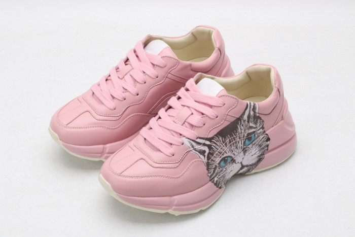 G*u*i* rhyton sneaker