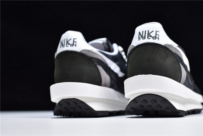 sacai x nike ldv waffle black bv0073-001