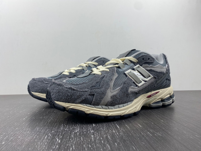 new Balance x WTAPS 2020 DFY26