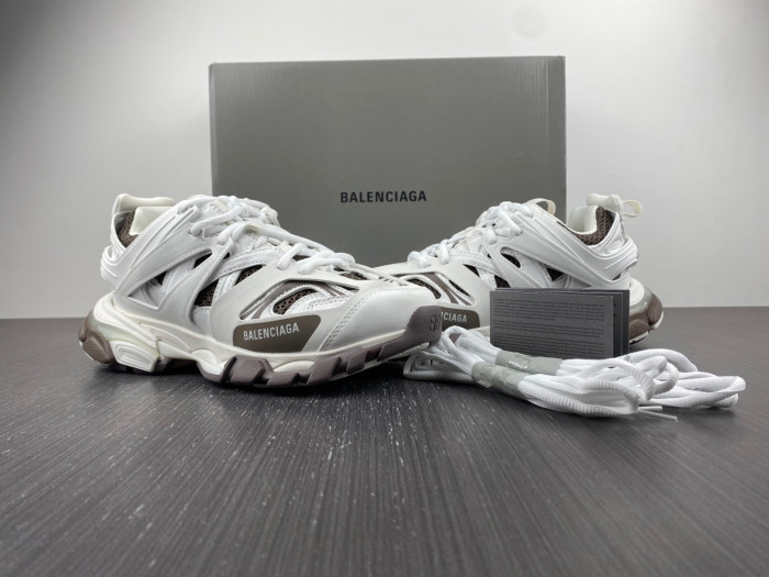 Ba1en*iaga track 8000063