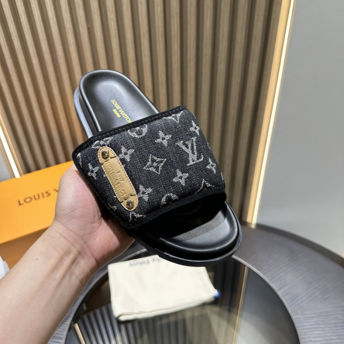 L&V sandal 143