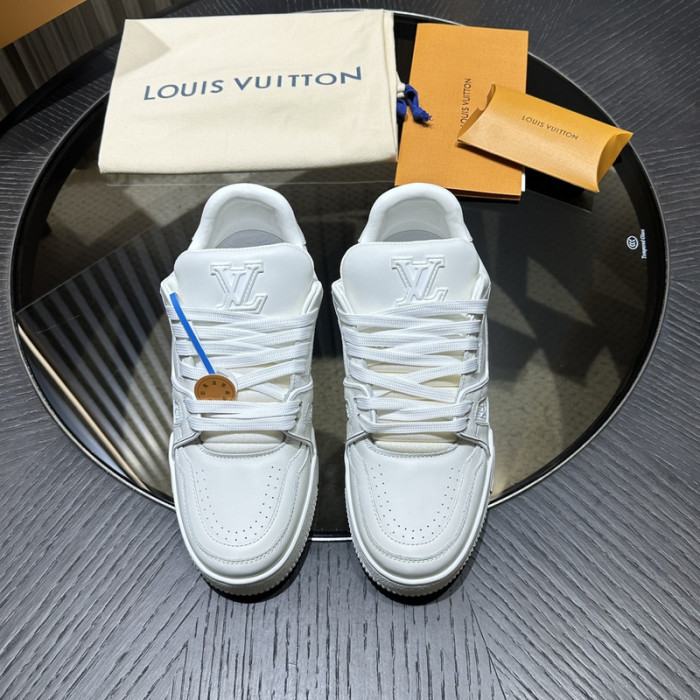 LV snekaers L0000490