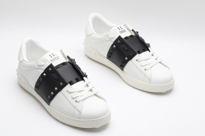 Va1e*ntin0 sneakers vt027