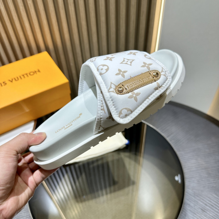 L&V sandal 146