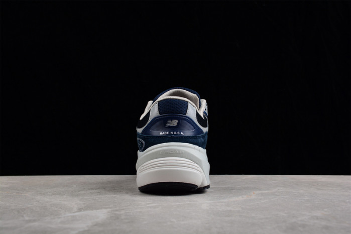 New Balance 990 M990NV6