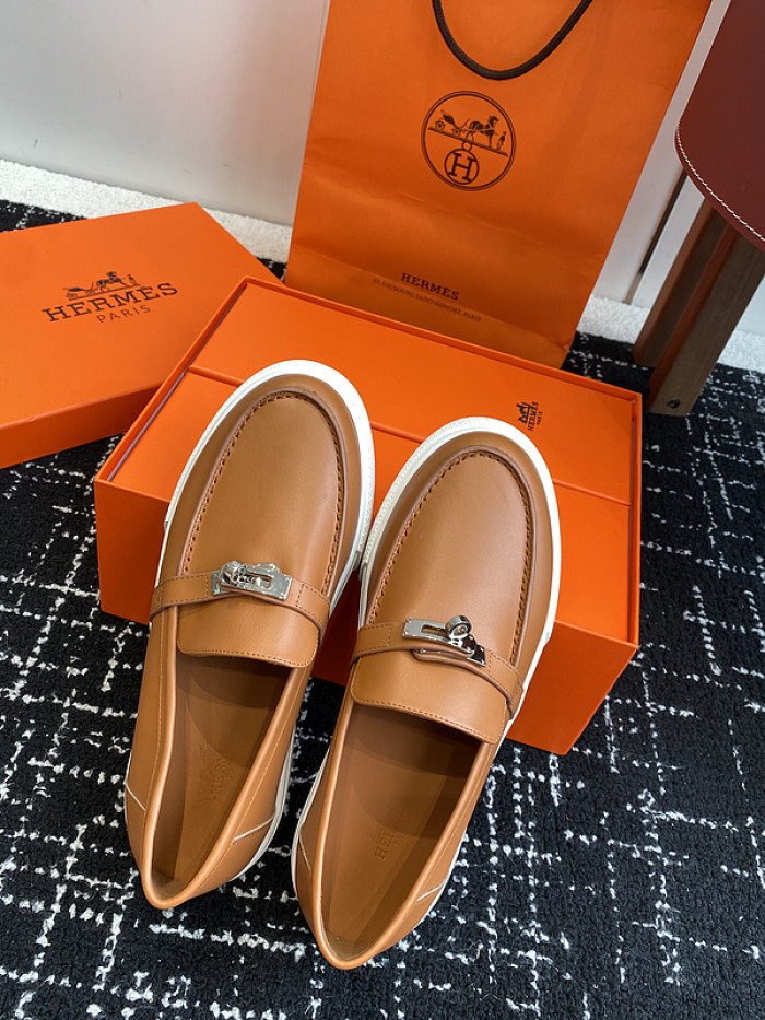 H**me5 loafers hm063