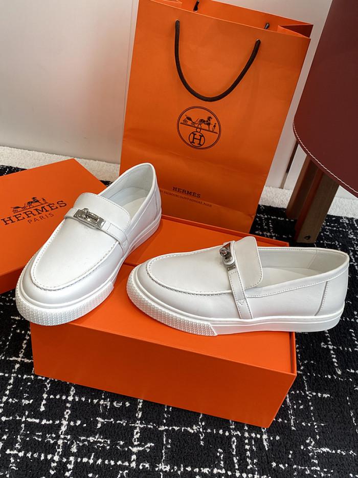 H**me5 loafers hm065