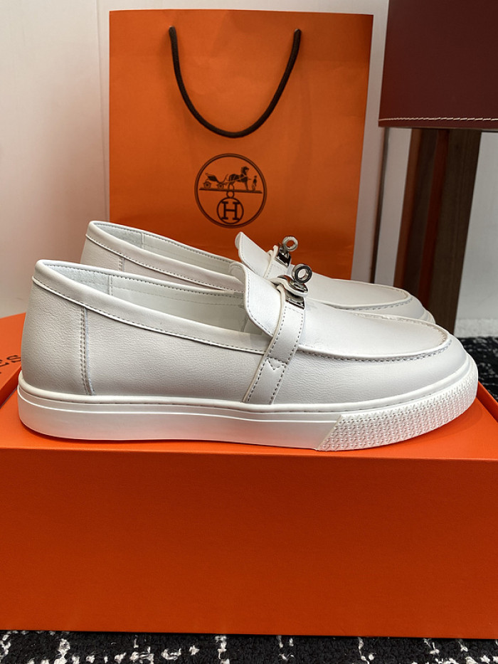 H**me5 loafers hm065