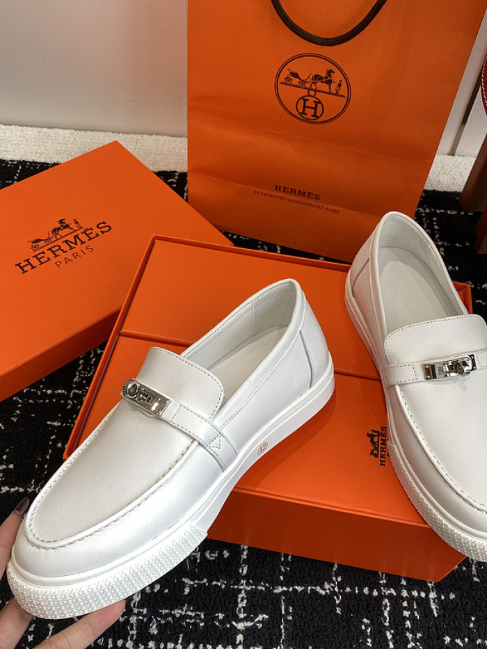 H**me5 loafers hm065