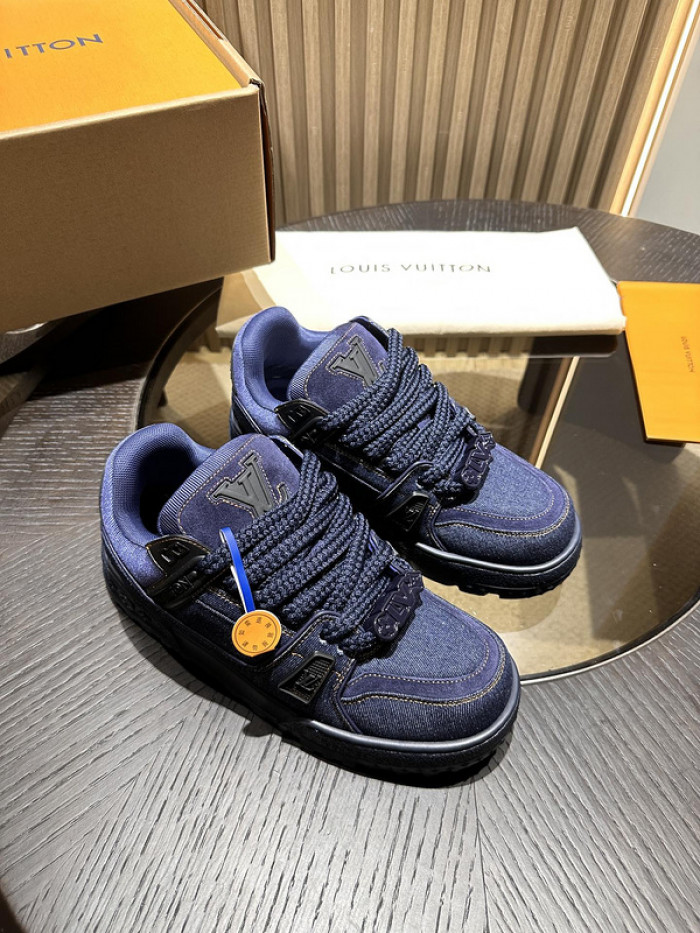 LV snekaers L0000402