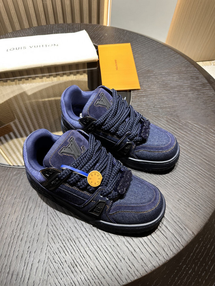 LV snekaers L0000402