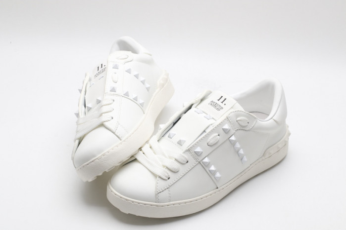 Va1e*ntin0 sneakers vt034