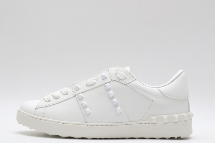 Va1e*ntin0 sneakers vt034