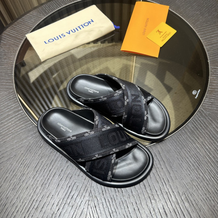 L&V sandal 132