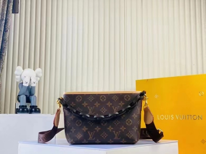 L*V BAG 02