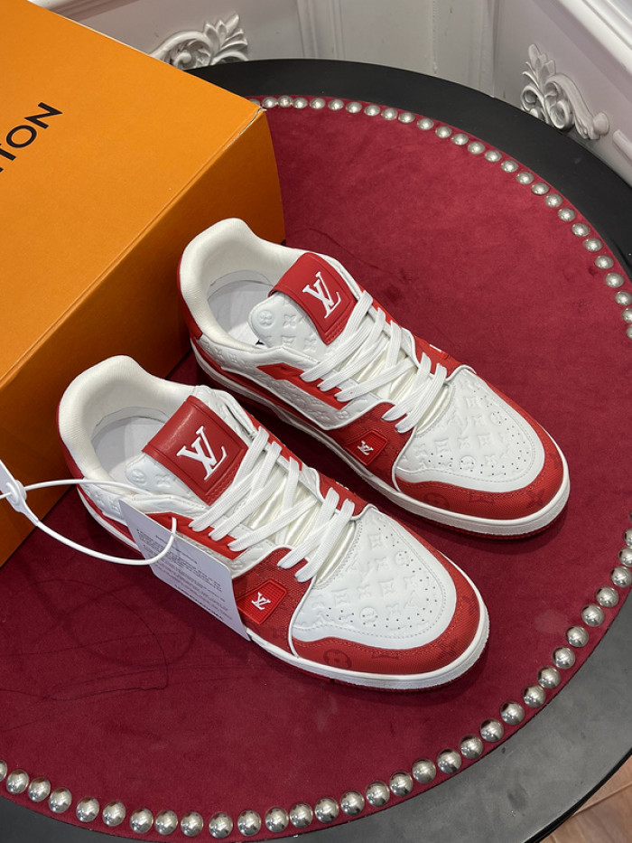 LV snekaers L000063