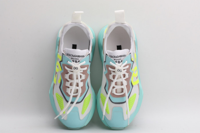 DG Sneaker06