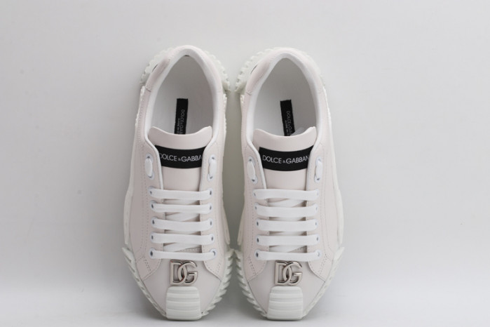 DG Sneaker10