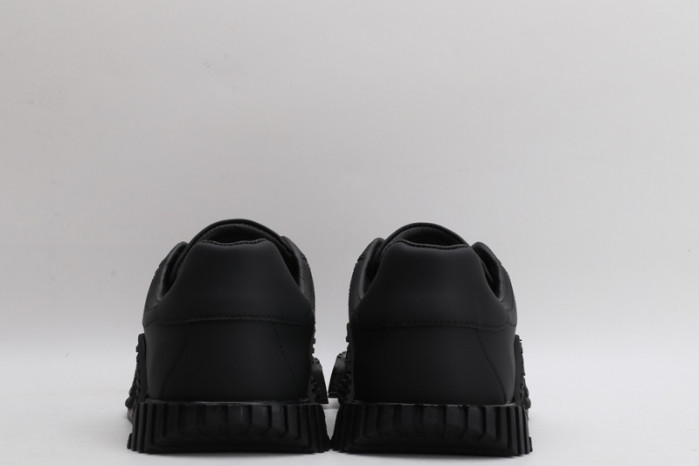 DG Sneaker11
