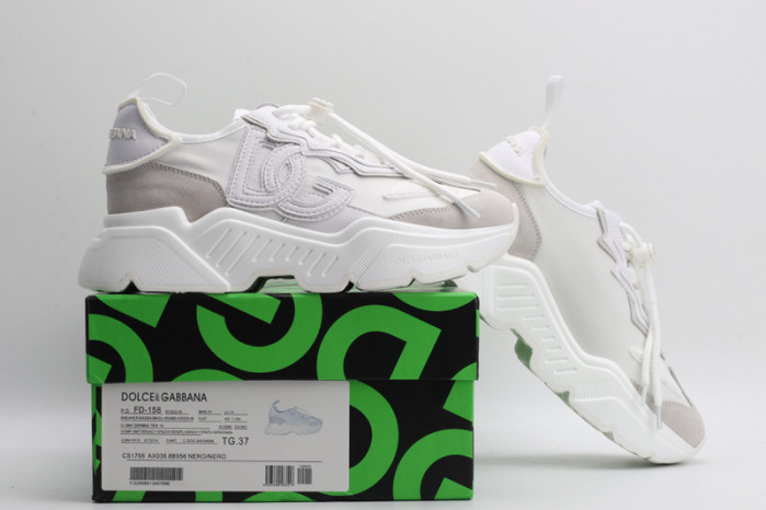 DG Sneaker07