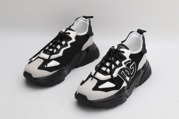 DG Sneaker02