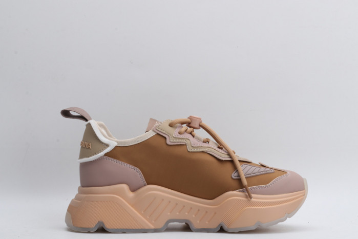 DG Sneaker08