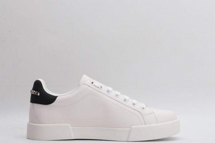 DG Sneaker16