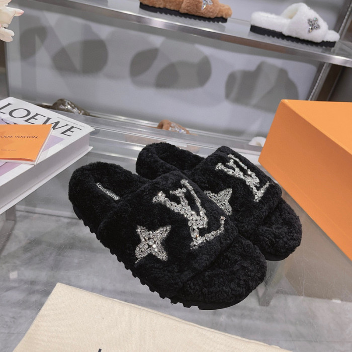 L&V sandal 99