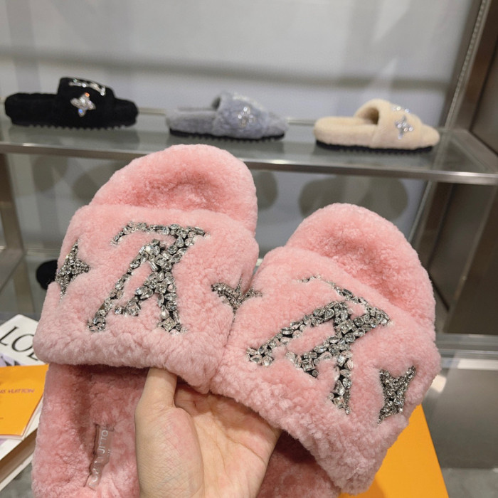 L&V sandal 105