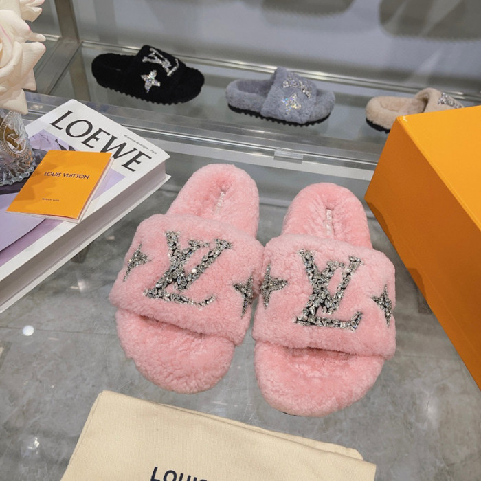 L&V sandal 105