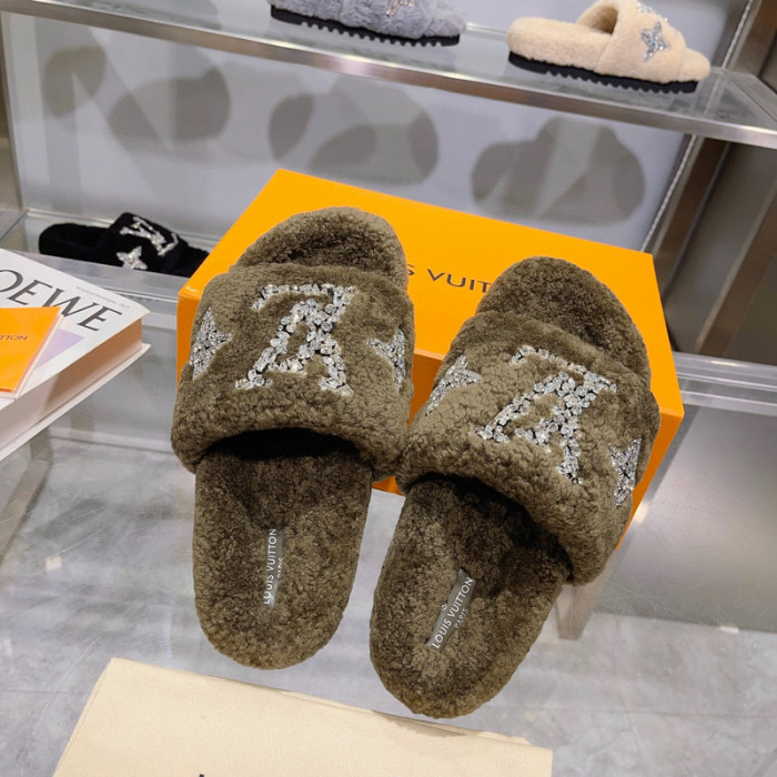 L&V sandal 103
