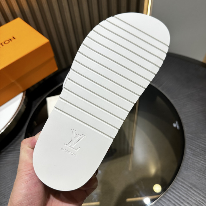 L&V sandal 175
