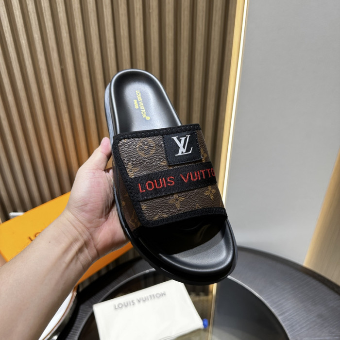 L&V sandal 196