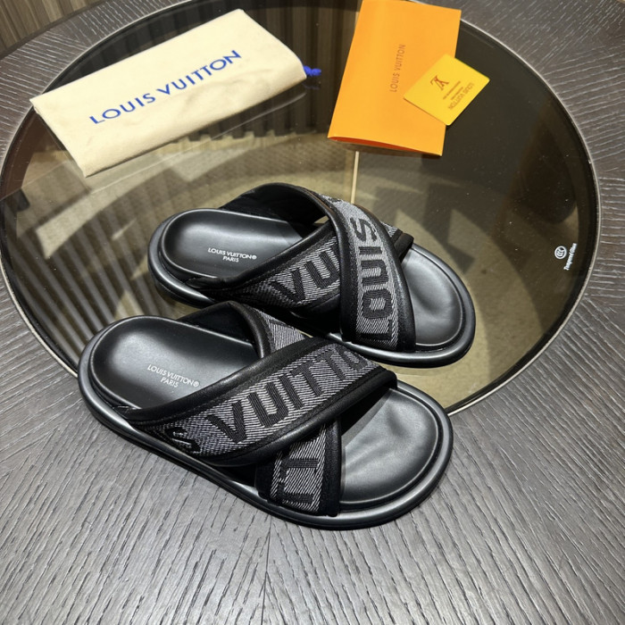 L&V sandal 135