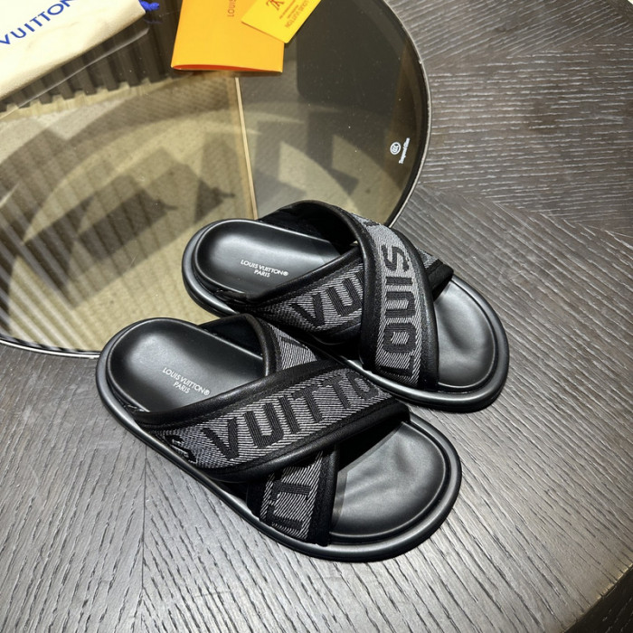 L&V sandal 135